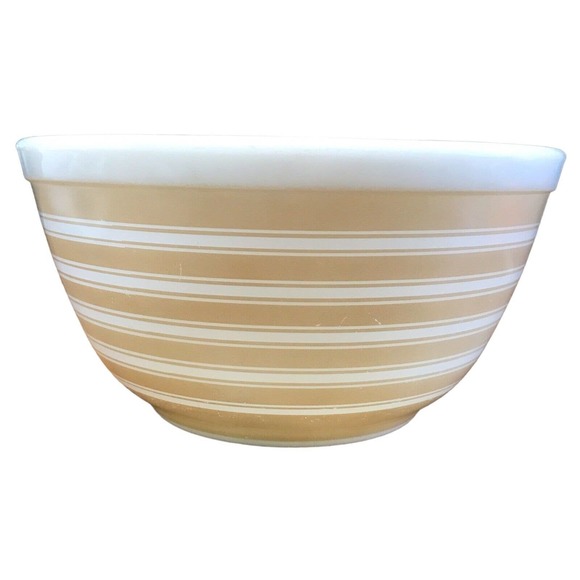 Pyrex Other - VINTAGE PYREX Glass Beige STRIPE #402 MIXING BOWL 1 1/2 Qt Ovenware